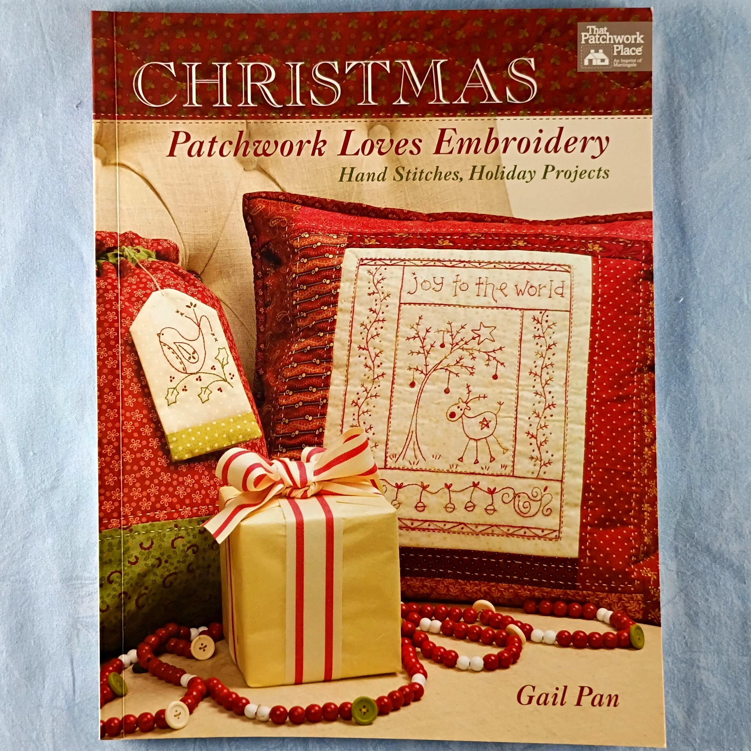 Book - Gail Pan Christmas Patchwork Loves Embroidery Quilting